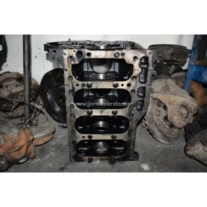 Isuzu NPR 66 Şampiyon Motor Blok